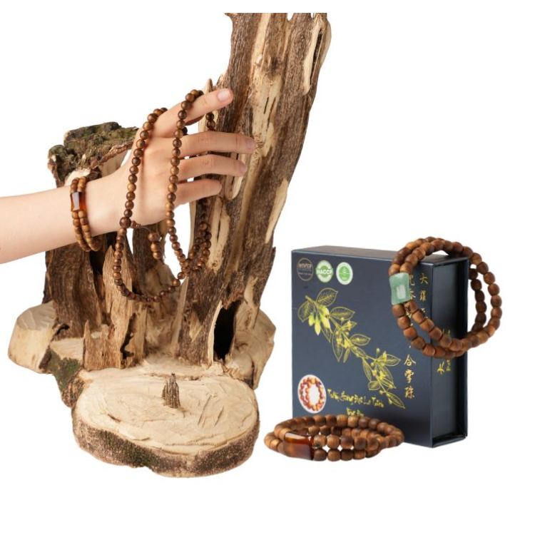 Vòng đeo trầm hương Đại La Thiên - 대라천 침향 묵주