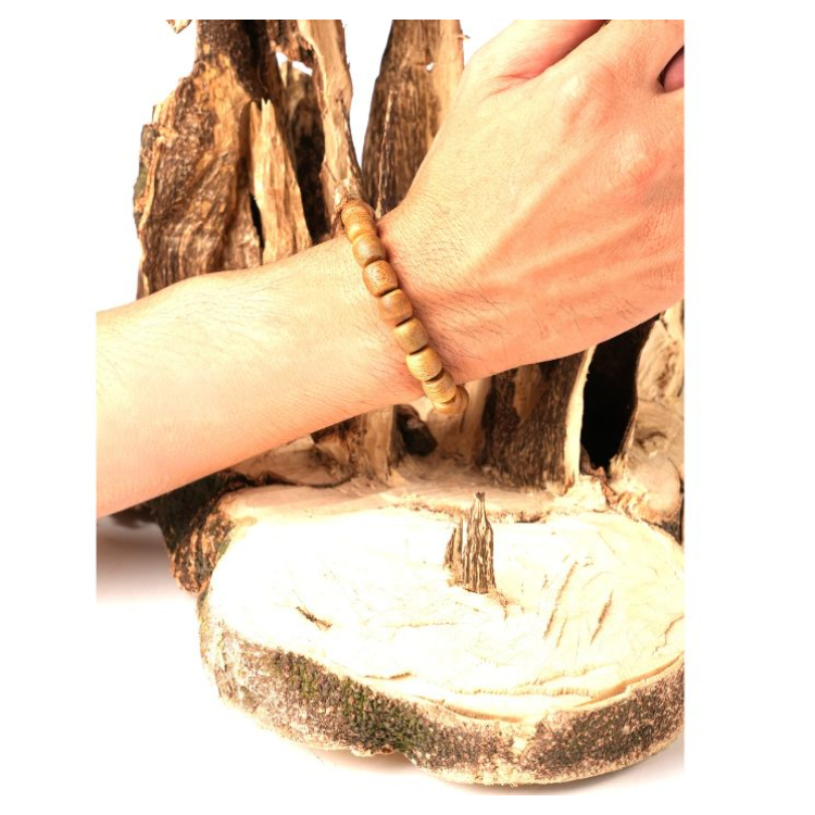 Vòng đeo trầm hương Đại La Thiên - 대라천 침향  목주