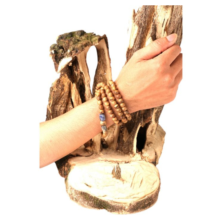 Vòng đeo trầm hương Đại La Thiên - 대라천 침향  목주